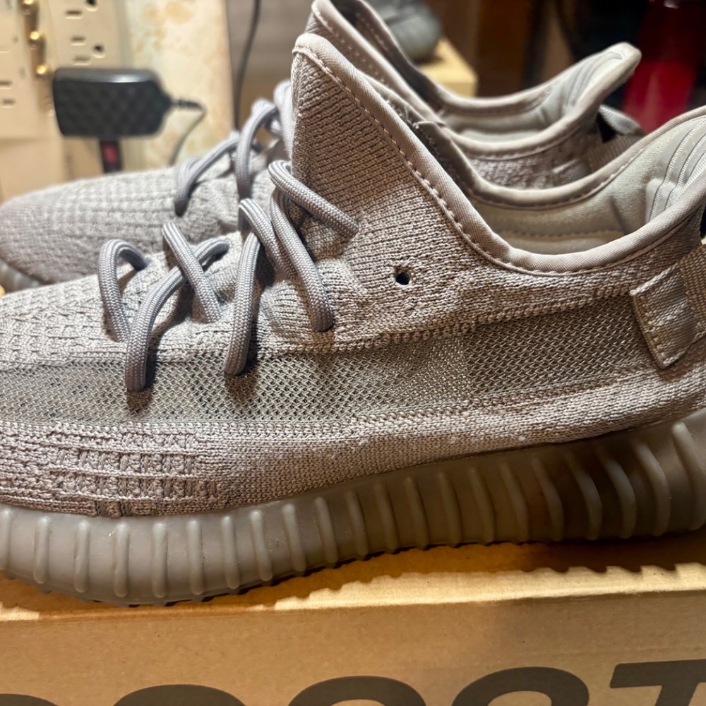 Yeezy boost 350 V2 men’s - Picture 5 of 8